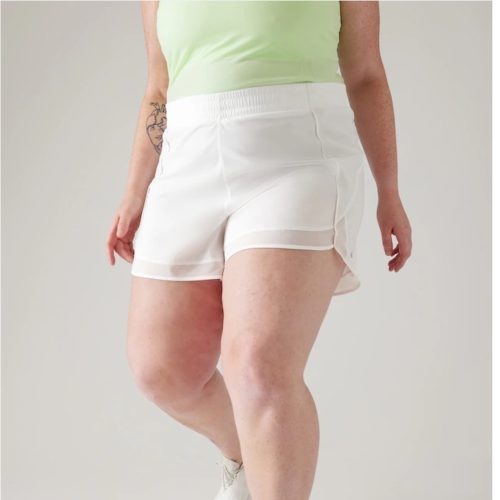 Athleta Mesh Racer Run Shorts 4” in Pink - Size 1X - Picture 2 of 10